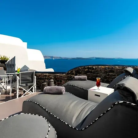 Nostos Oia (Santorini)